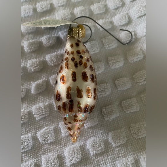 Old World Christmas Junonia Shell Glass Ornament - Picture 2 of 4